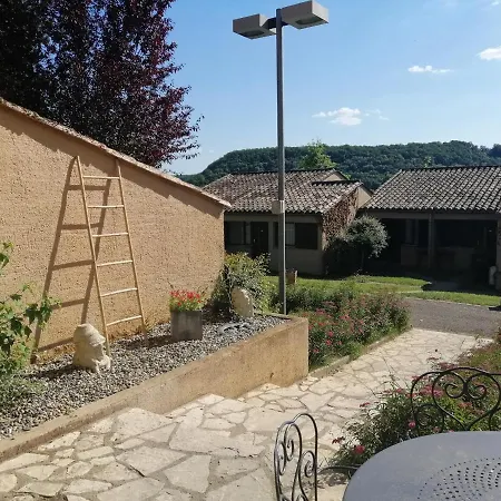 Village Bord De Ciel 펜션 Caylus
