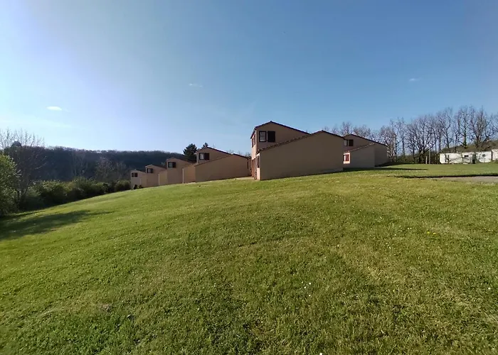 Village Bord De Ciel بيت للعطل Caylus