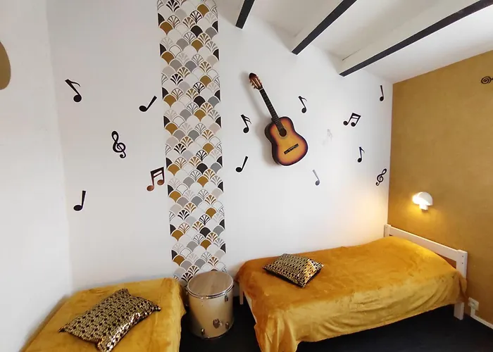 Village Bord De Ciel