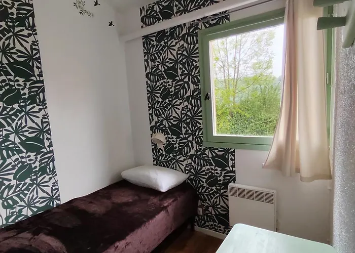 Village Bord De Ciel * Caylus