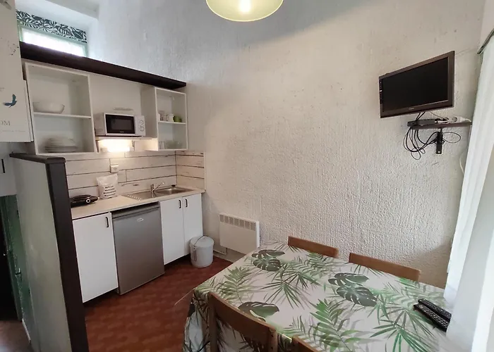 Village Bord De Ciel Caylus